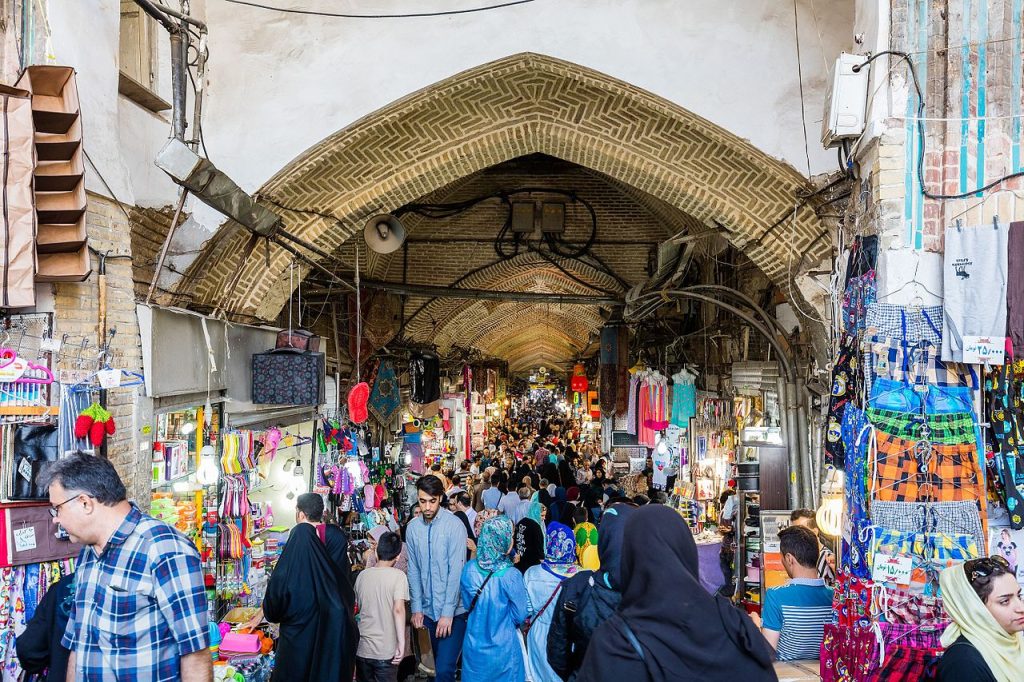 بازار تهران - ورودی بازار کفاش ها