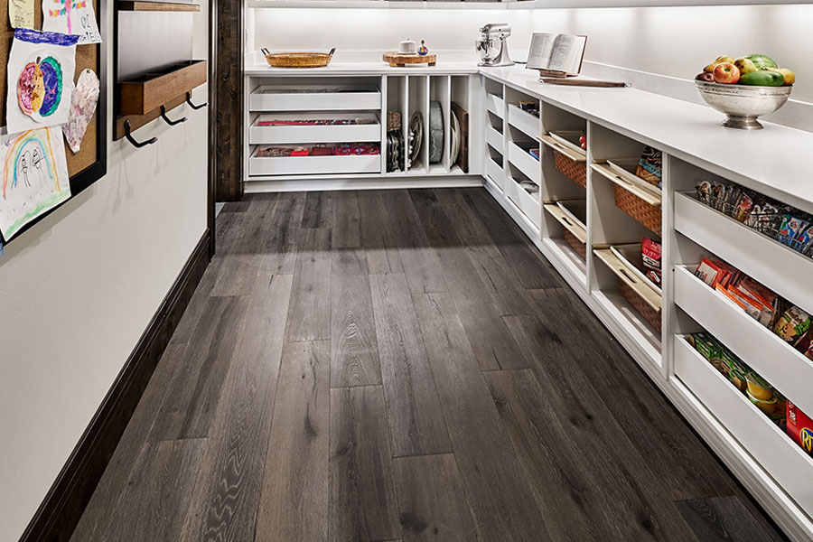  فضاسازی آشپزخانه های کوچک - قفسه برای قسمت های پایین آشپزخانه
