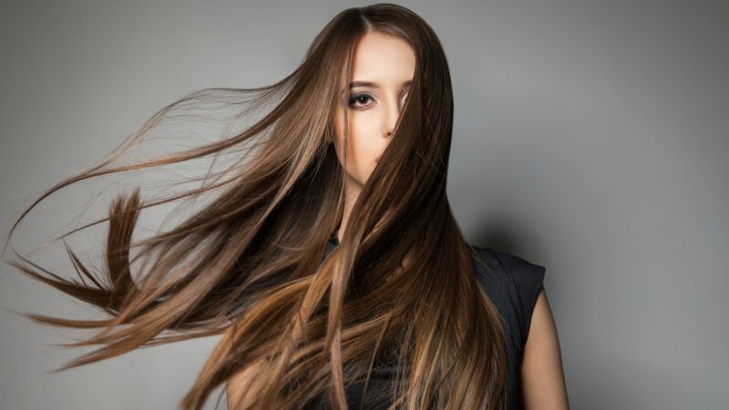 ترفندهای ساده برای زیبایی-فویل آلومینیومی برای مو