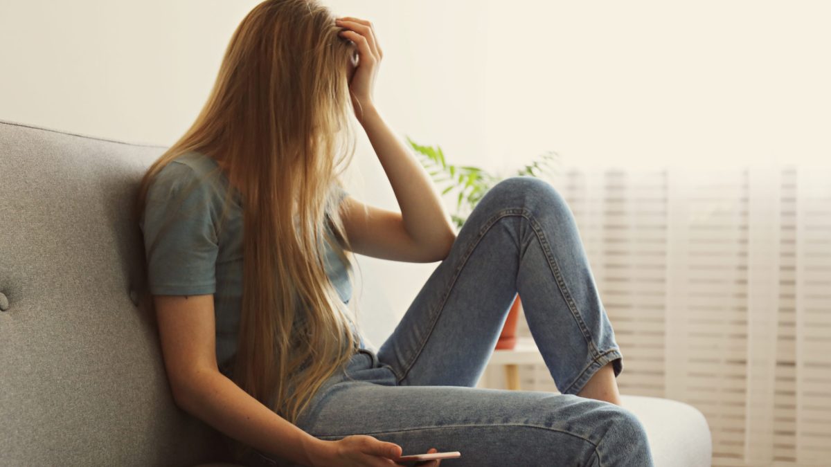 مراحل غلبه بر طلاق-زنان تأثیرات عاطفی شدیدتری را احساس می‌کنند