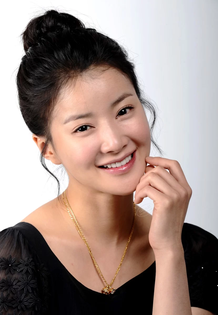 بازیگران کره ای قبل از عمل- لی سی یانگ