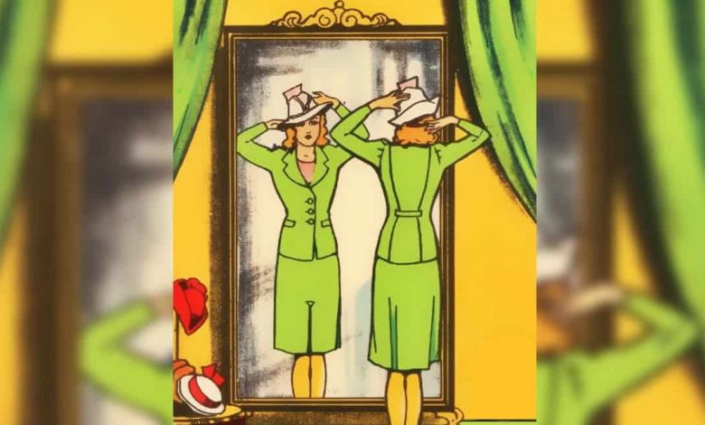 معمای زن در آینه