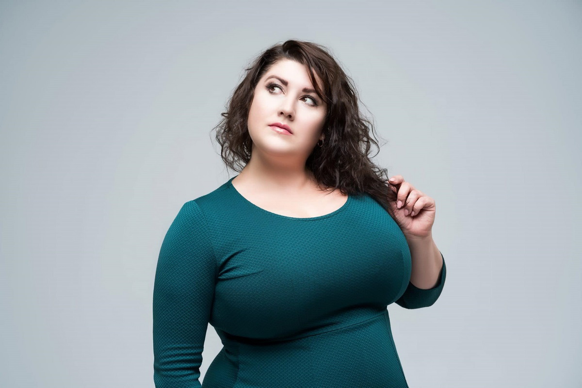 باورهای غلط درباره جذابیت عکس 1: لباس مناسب خانم های چاق