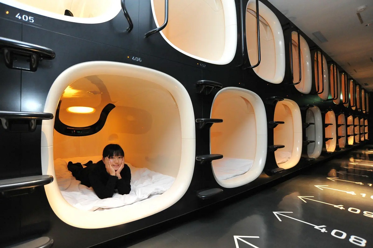 بهترین تکنولوژی های ژاپن عکس3: هتل های کپسولی