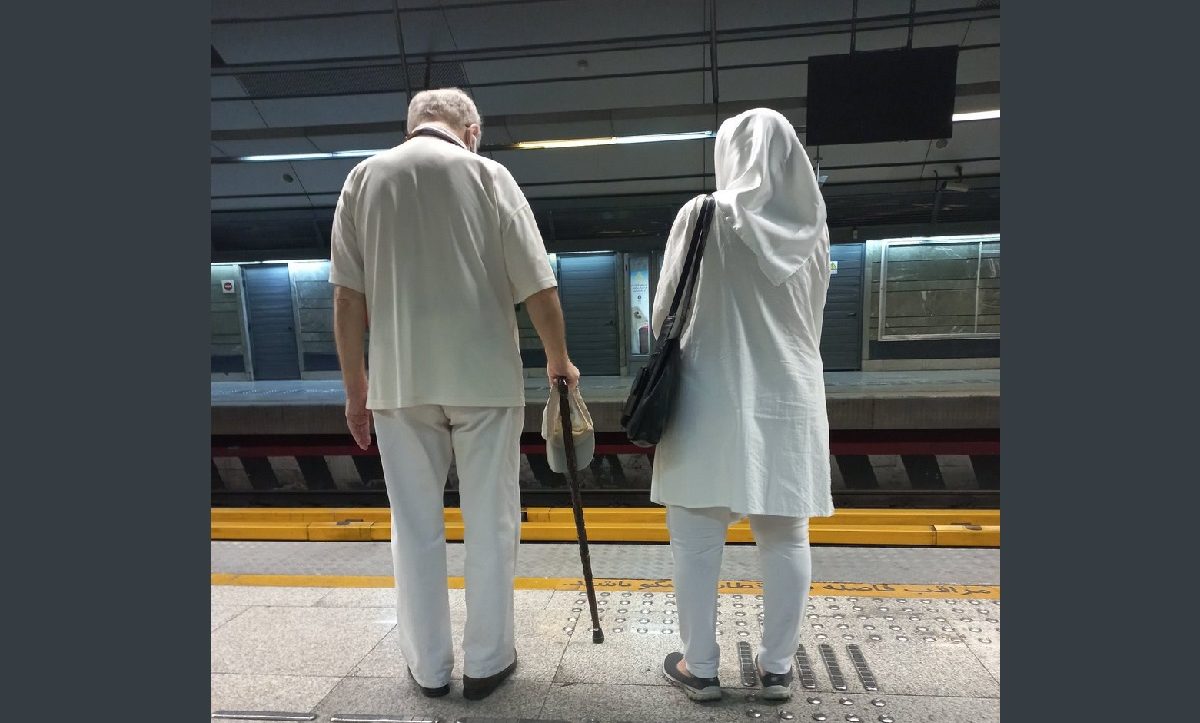 دو مسافر مترو