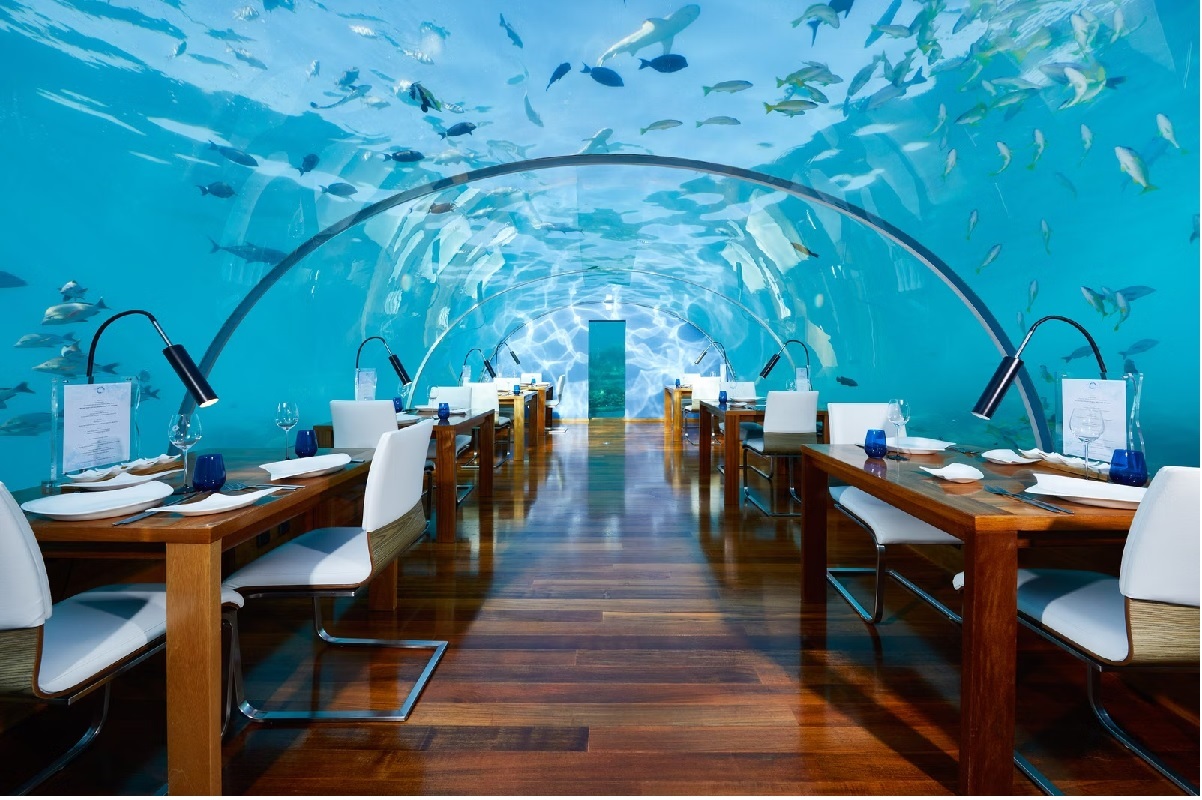 زشت ترین رستوران های دنیا عکس2- رستوران زیر آبِ ایتا