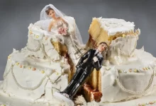 شوخی با کیک عروسی-کیک آسیب دیده