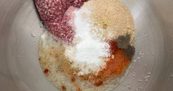 طرز-تهیه-کتلت-آبدار-کبابی-1