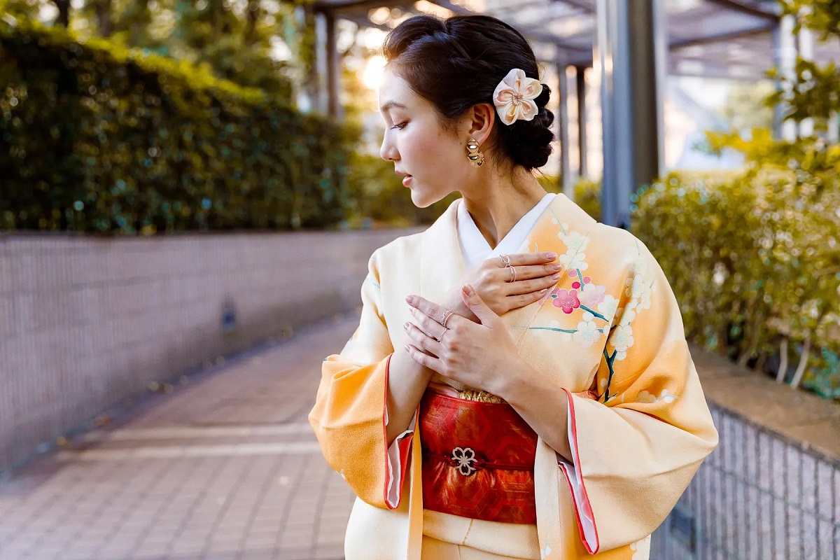 لباس-سنتی-زنان-ژاپنی