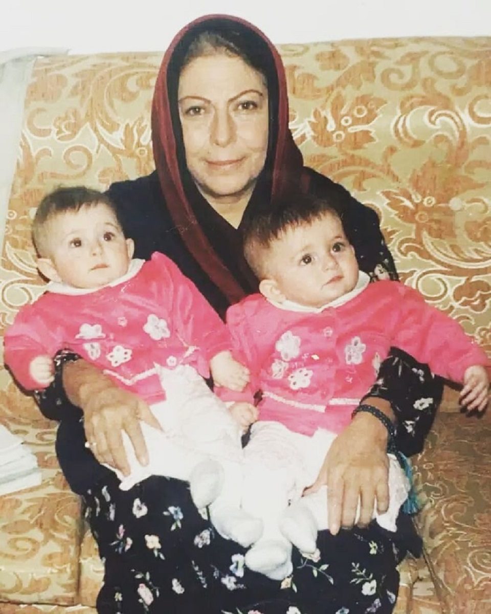 سارا و نیکا در سریال دوباره زندگی