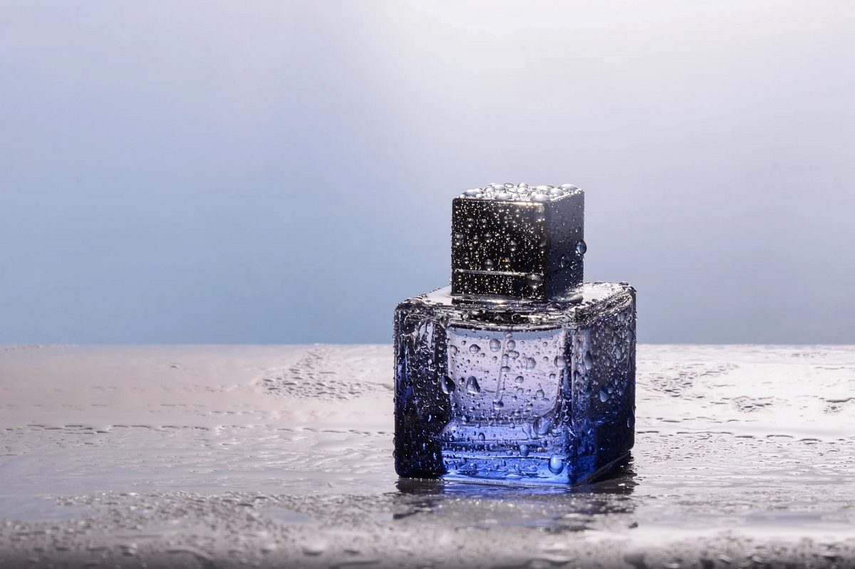 عطر زنانه
