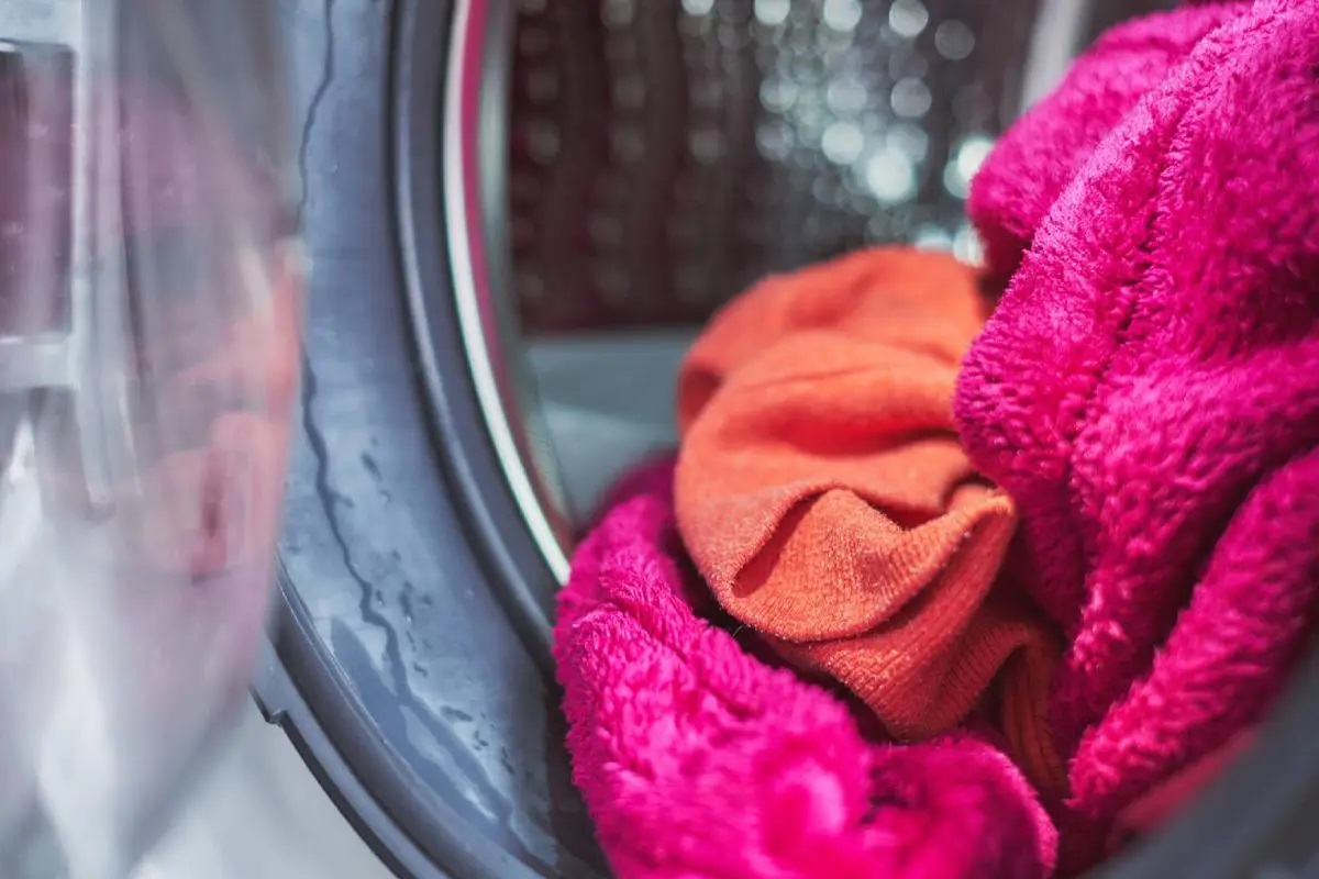 شستن پتو در ماشین لباسشویی4