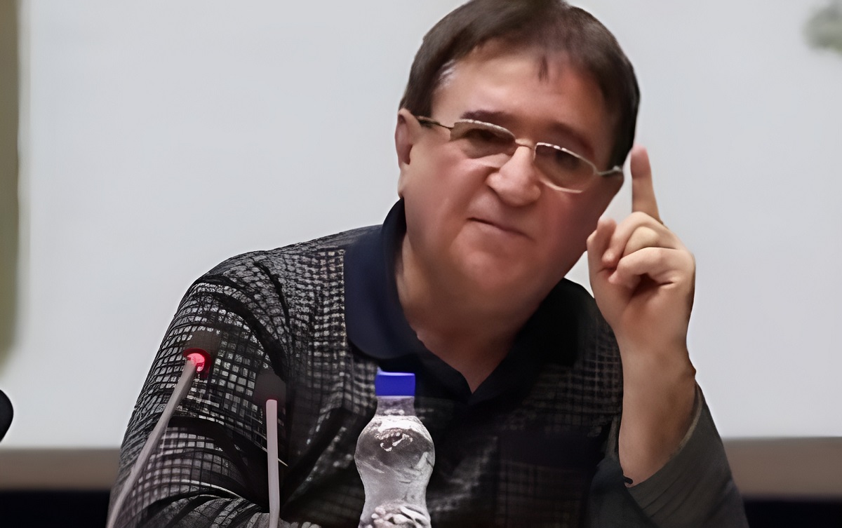 دکتر انوشه5