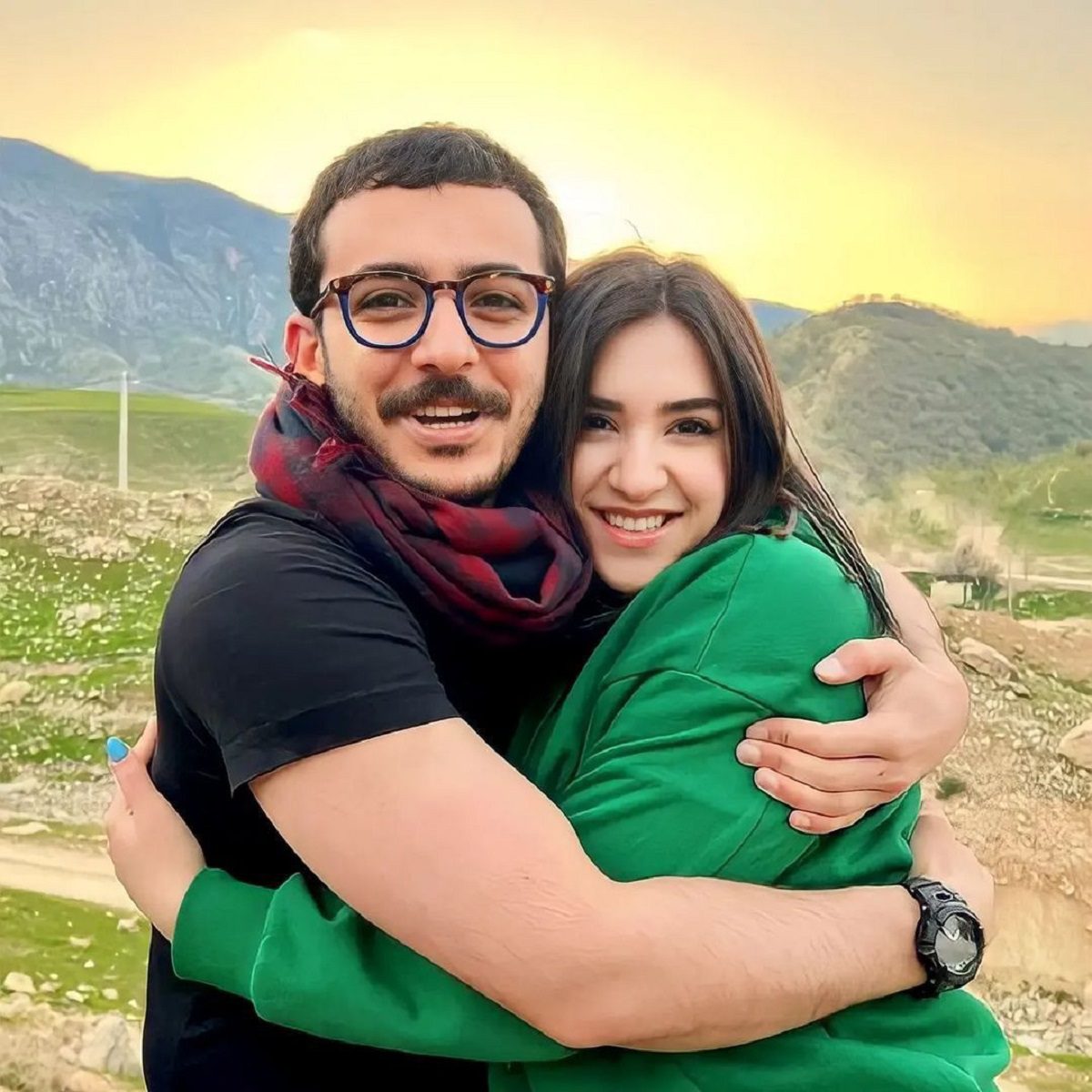 علی شادمان و خواهرش 2