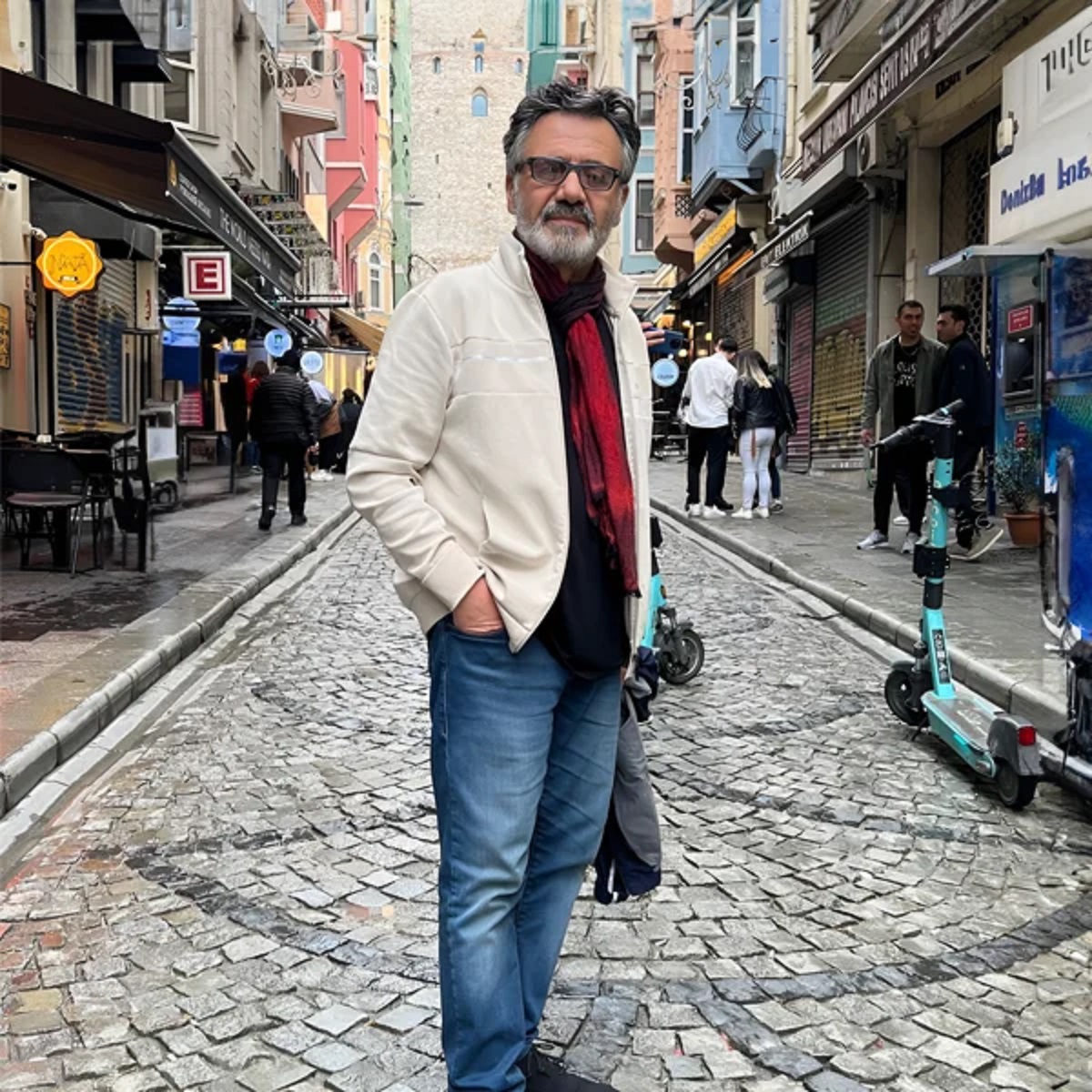 معین خواننده ایرانی1