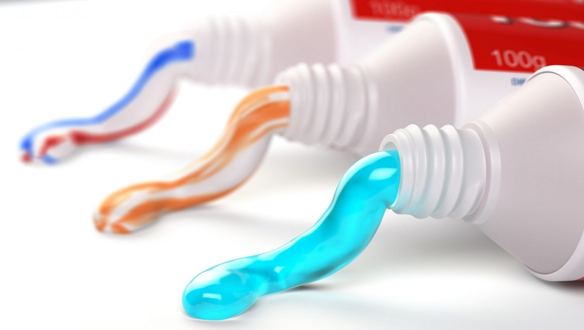 خمیر دندان برای درمان خانگی تبخال