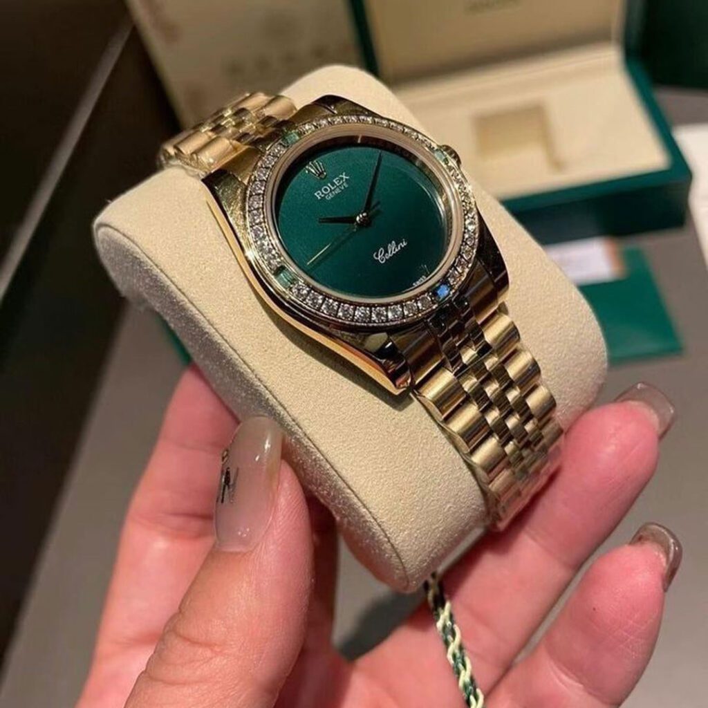 بهترین ساعت مچی صفحه سبز زنانه