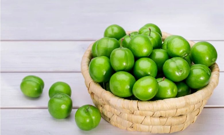 فواید و مضرات خوردن گوجه سبز
