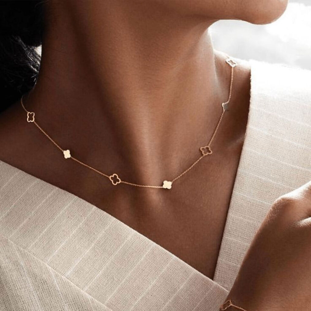 گردنبند طلای دخترانه ظریف ۲۰۲۵ 