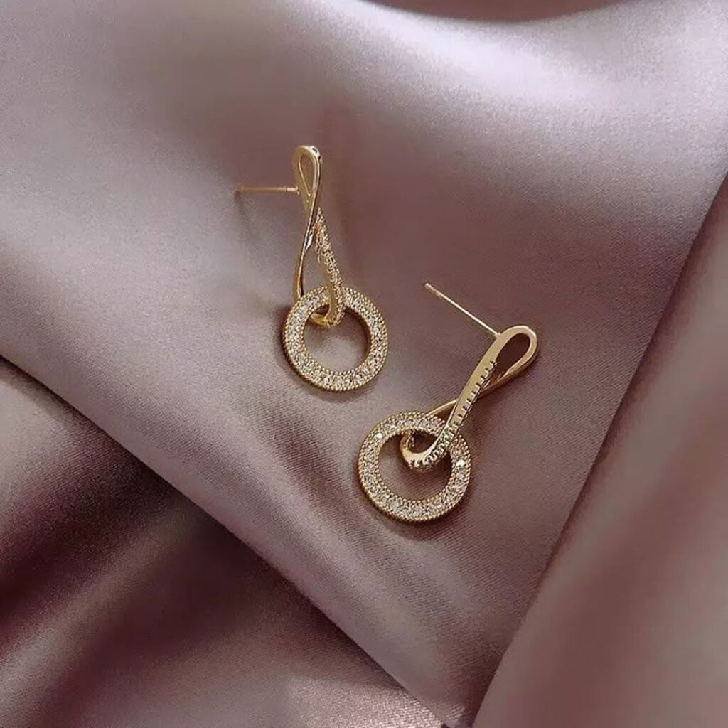 گوشواره‌ جذاب