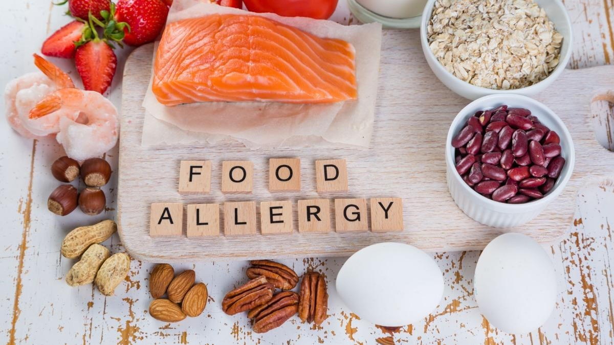 نشانه های آلرژی به غذایی که خورده اید-2