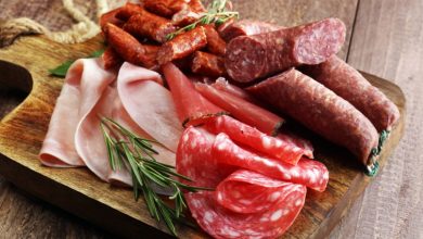 سوسیس و کالباس بخوریم یا نه