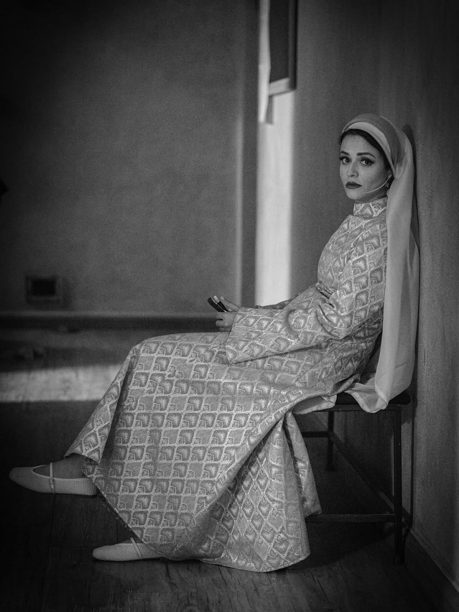 عکس سیاه و سفید سوگل خلیق 1