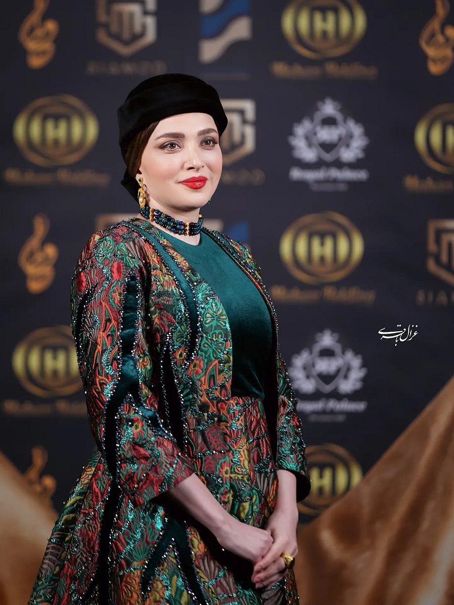 بهنوش طباطبایی در جشن حافظ 1404-1