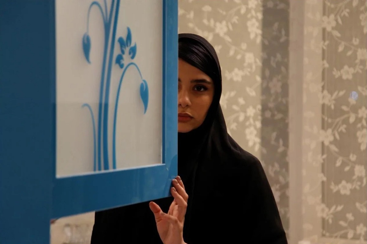 بیوگرافی مینو آذرمگین 3