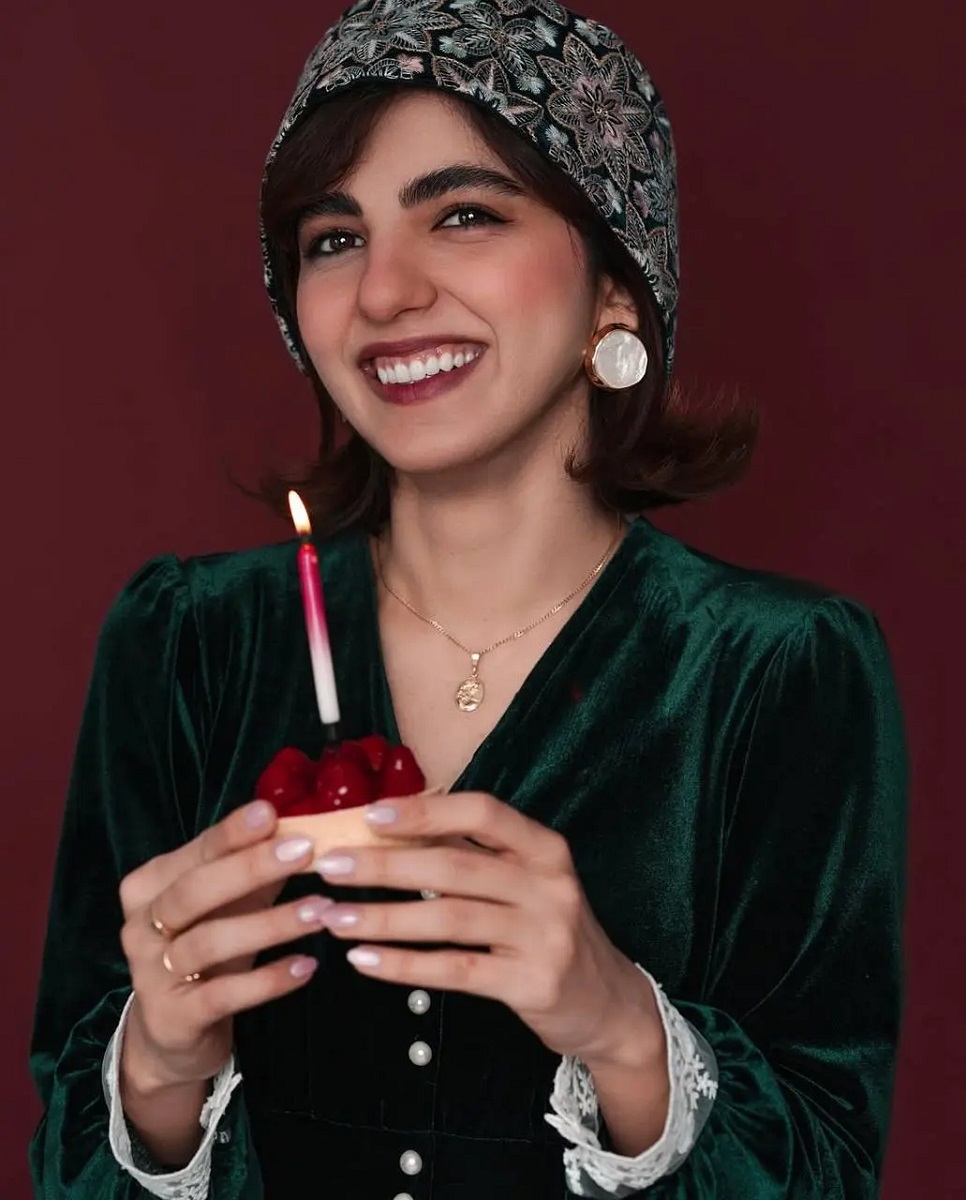 جشن تولد 32 سالگی بنفشه ریاضی 1