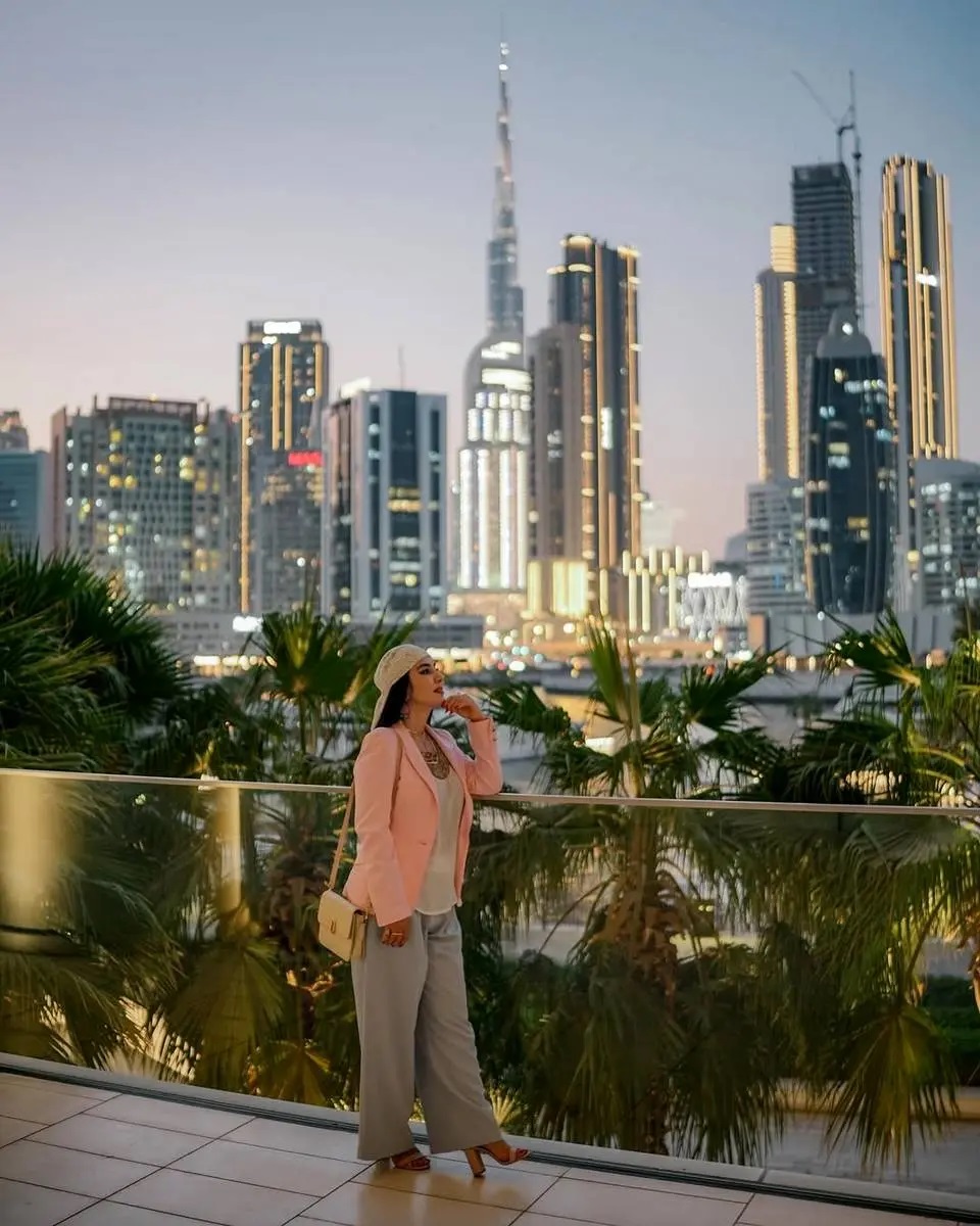 شیدا یوسفی در دبی 4