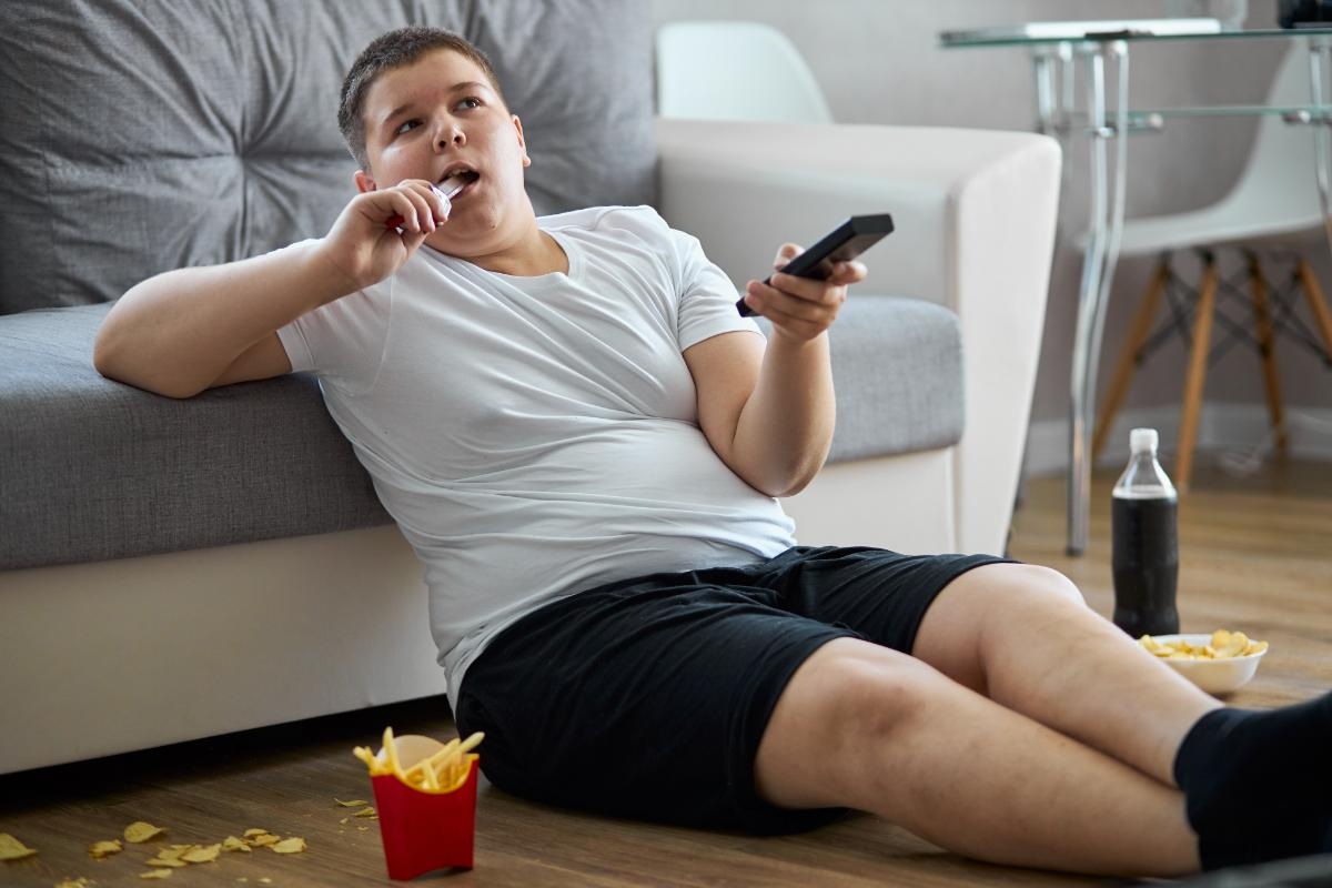 پرخوری عصبی و نشانه‌هایی که باید جدی گرفت