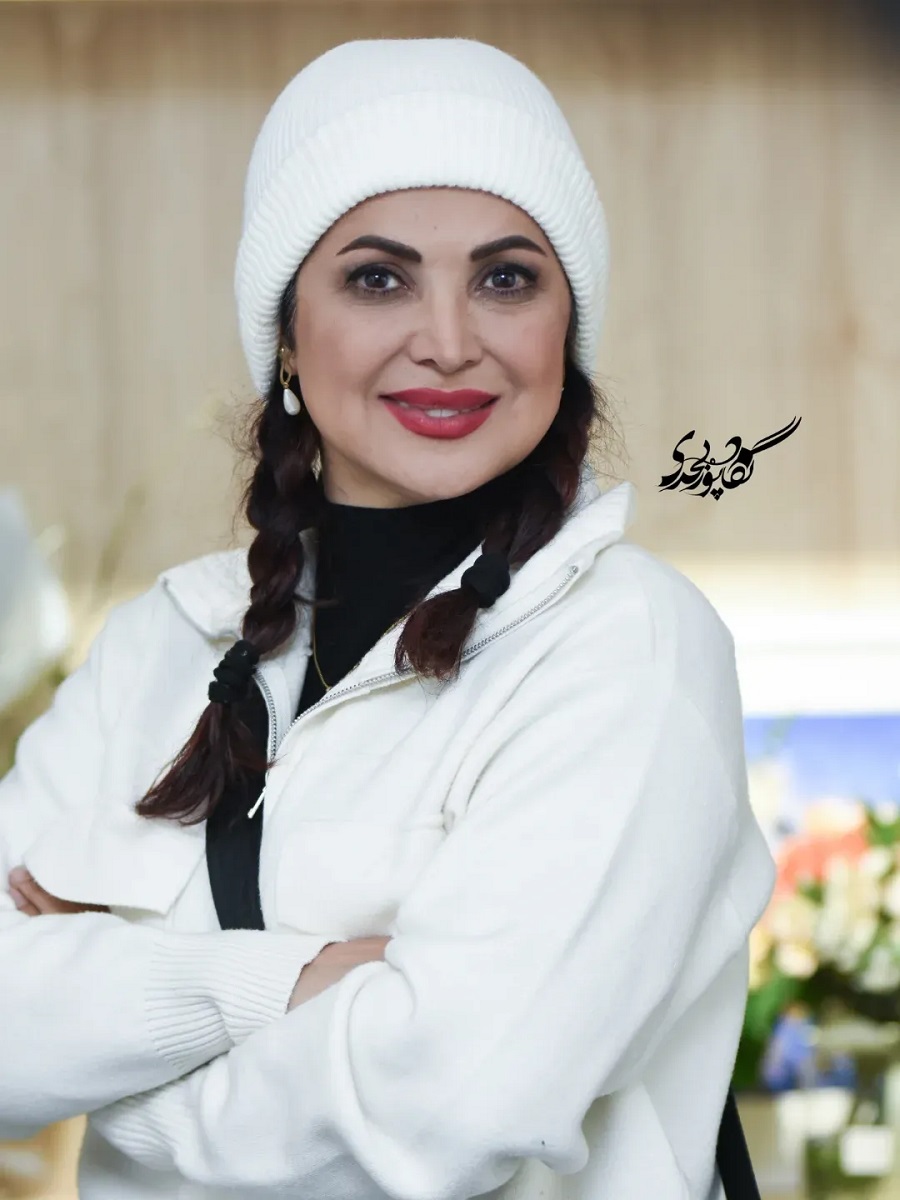 کمند امیرسلیمانی در افتتاحیه نمایشگاه نقاشی آرامه 1