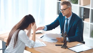 زنی که به خاطر زود آمدن سر کار اخراج شد