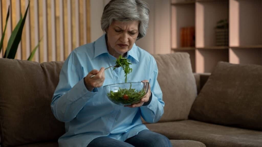 چرا بعد از ۴۰ سالگی غذاها بی‌مزه می‌شوند-4