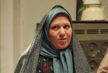 گیتی قاسمی در لباس سنتی در امارات