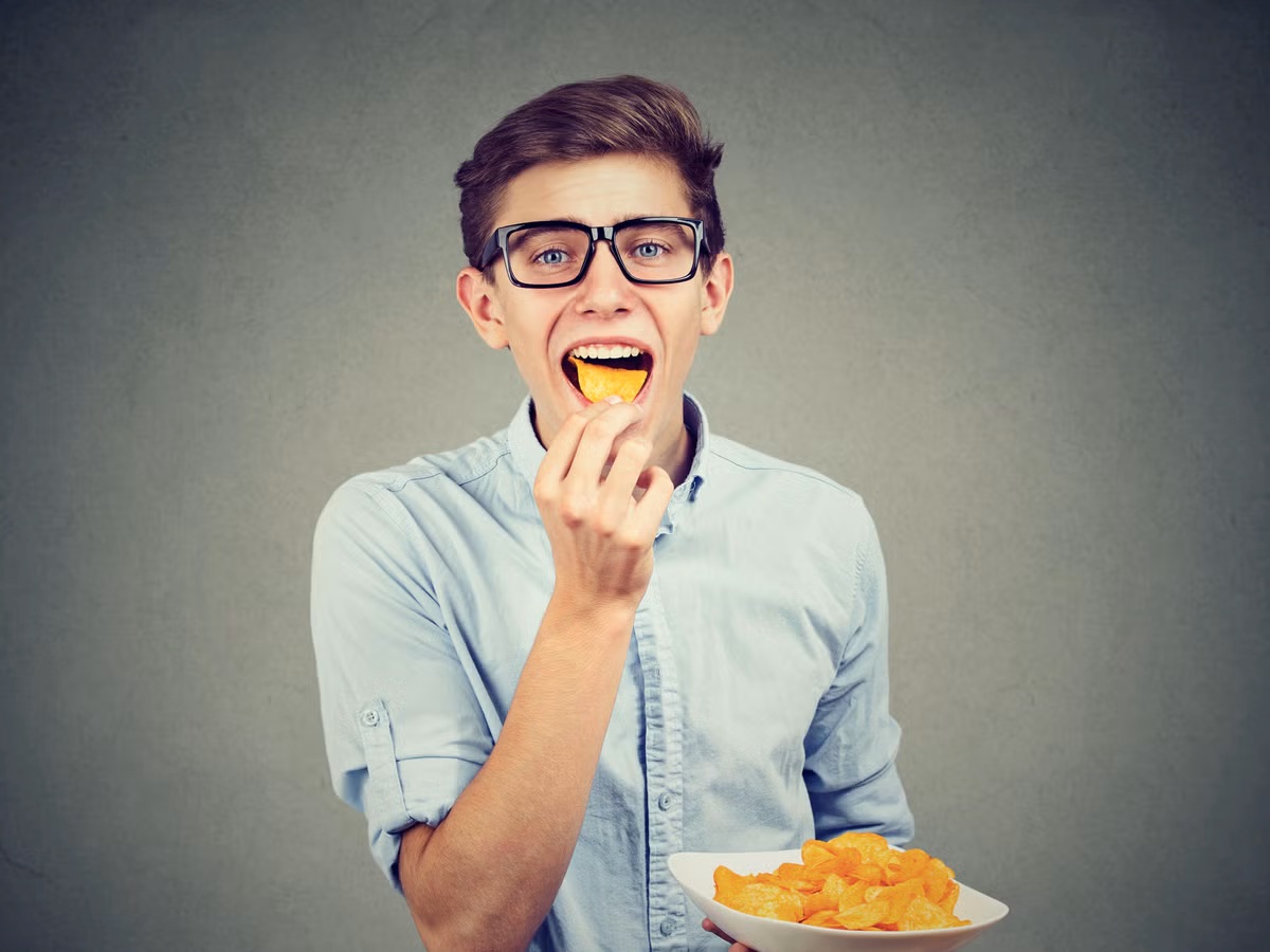 چرا غذاهای شور ما را پرخورتر می‌کنند-2