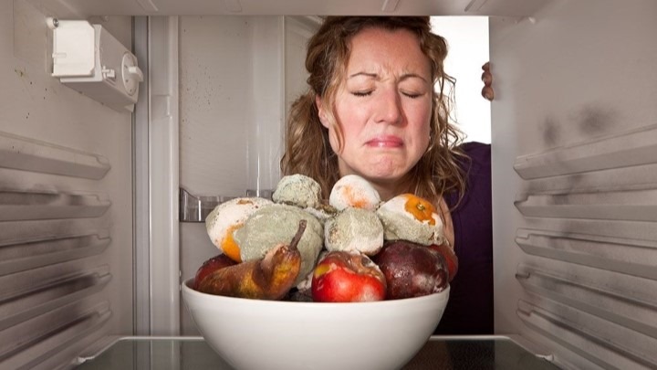 عواقب خطرناک باز ماندن درب یخچال چیست؟