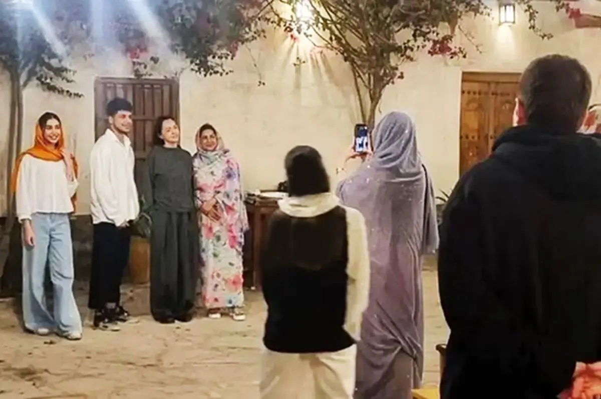 ترانه علیدوستی در مجموعه‌ی اقامتی تفریحی بندر کنگ 1