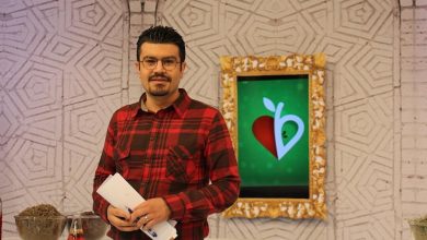 روزه خواری مجری طبیب در برنامه زنده